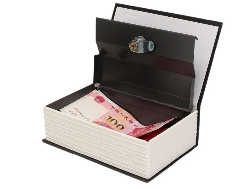 Сейф-кутия, скрита в книга, 18 см x 11,5 см
