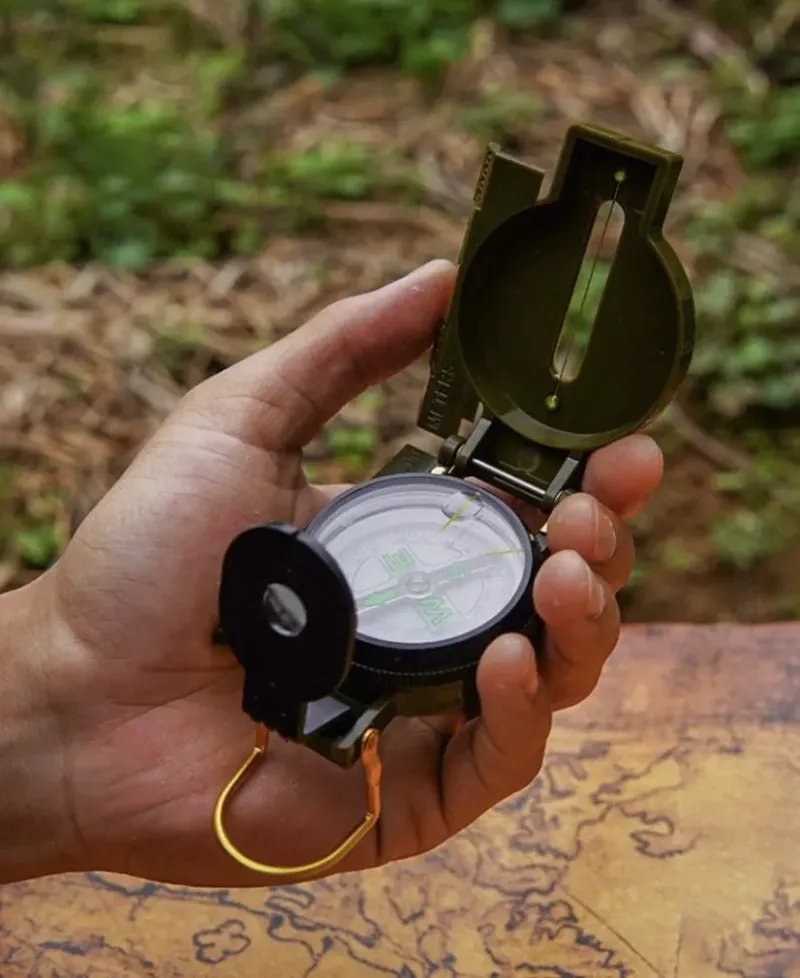 Военен компас KM5717