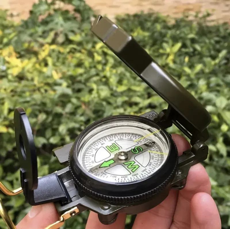 Военен компас KM5717