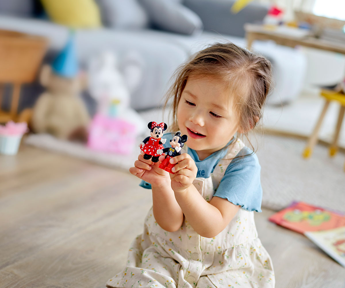 Конструктор LEGO DUPLO 10941 Влак на Mickey и Minnie за рожден ден