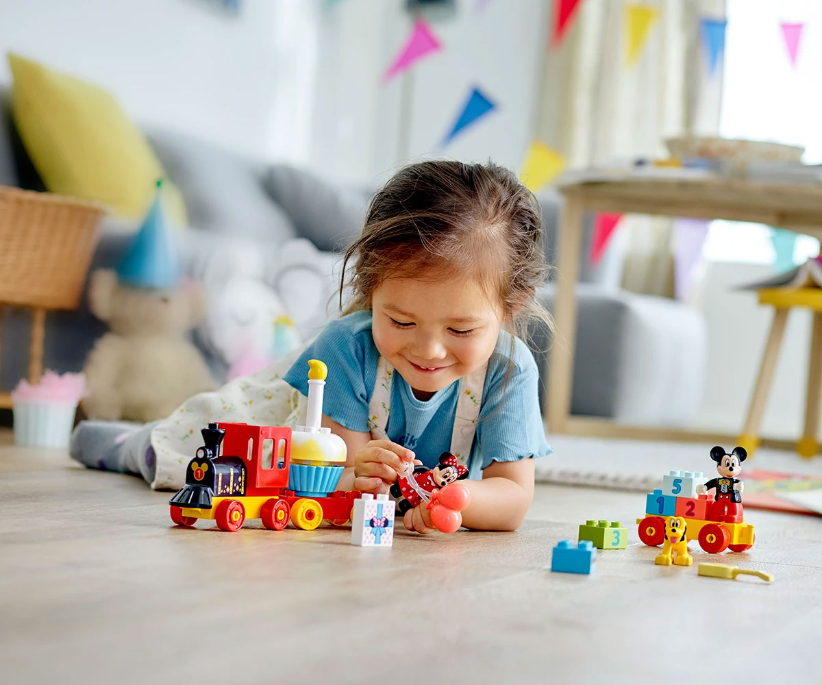 Конструктор LEGO DUPLO 10941 Влак на Mickey и Minnie за рожден ден