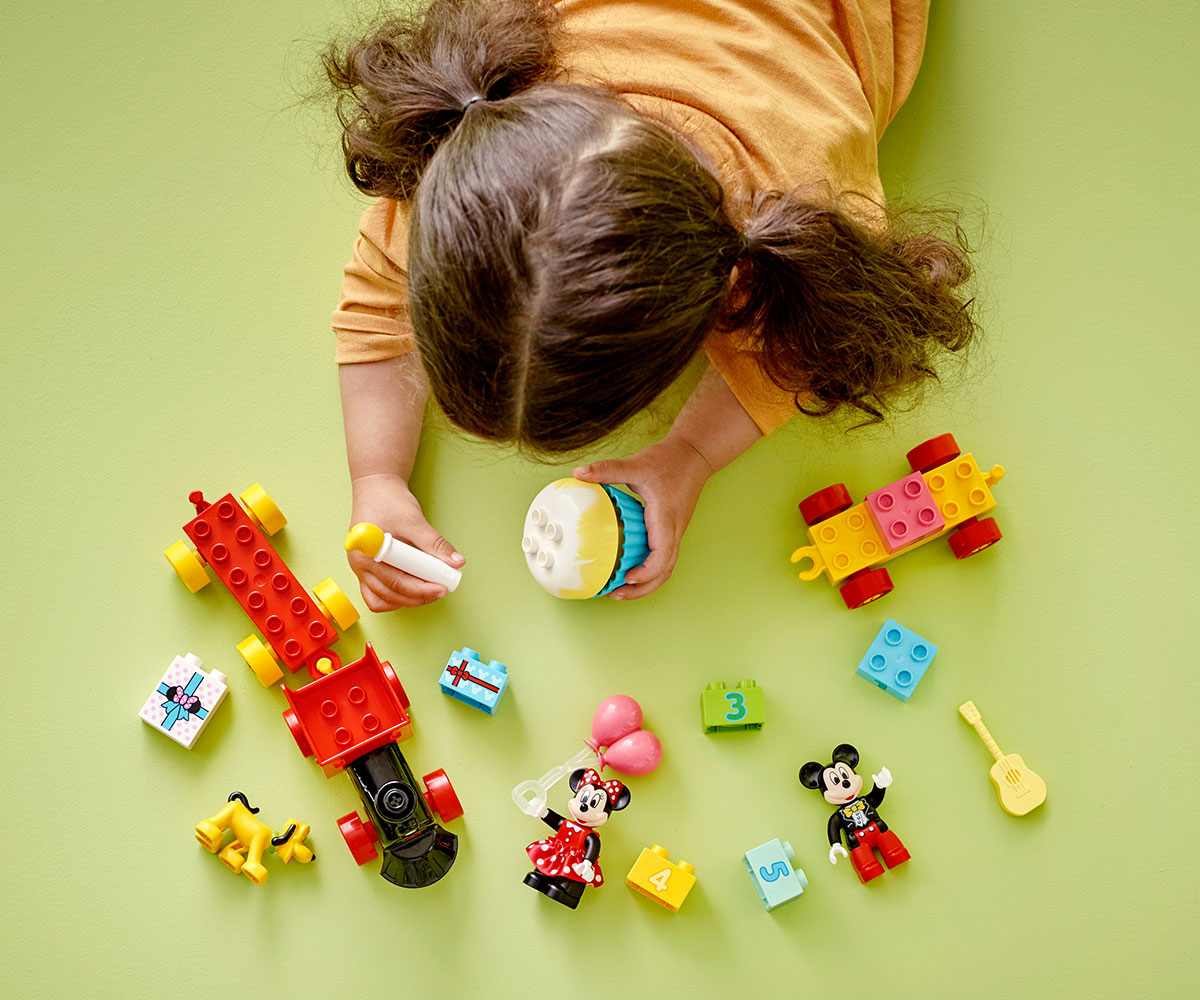 Конструктор LEGO DUPLO 10941 Влак на Mickey и Minnie за рожден ден