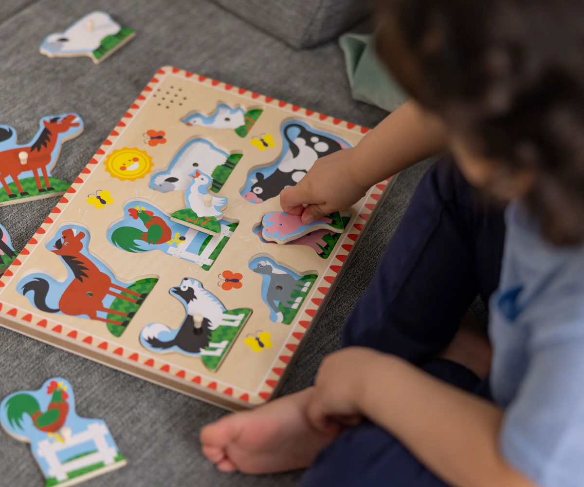 Дървен пъзел Melissa & Doug със звук – Животни от фермата