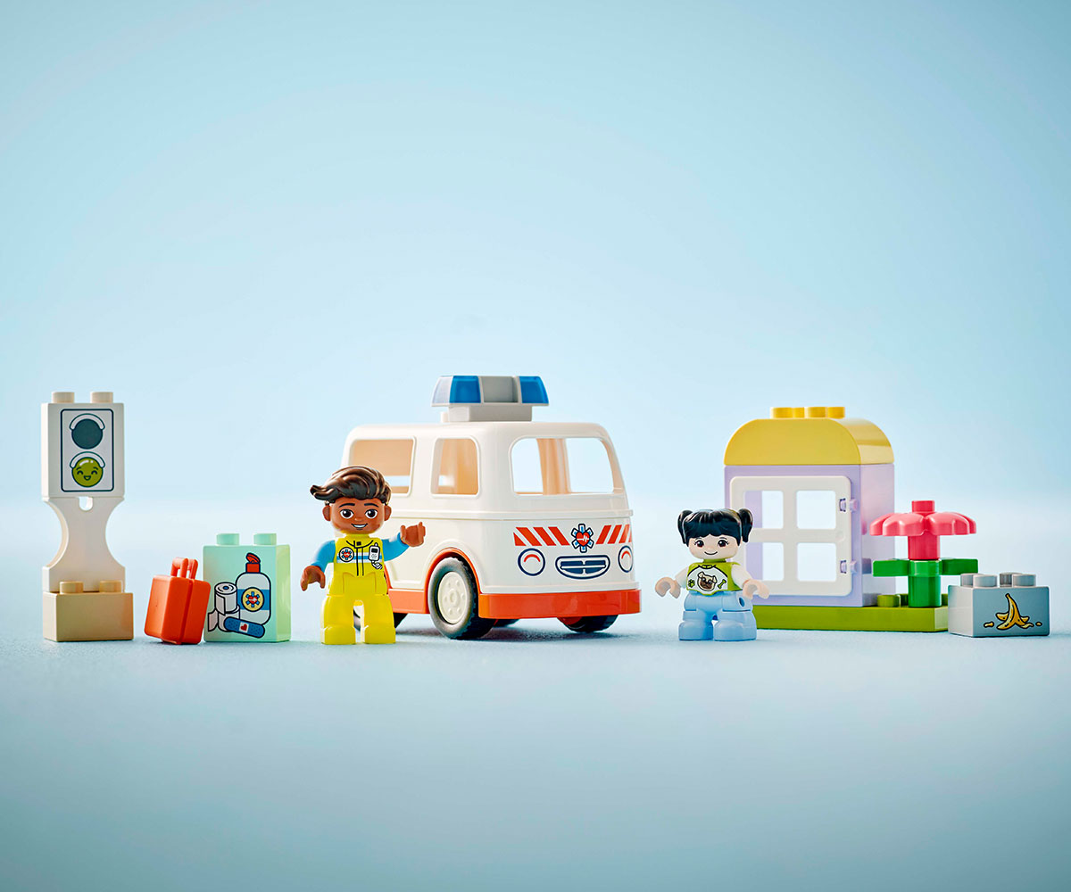Конструктор LEGO DUPLO 10447 Линейка и шофьор, 2 фигури