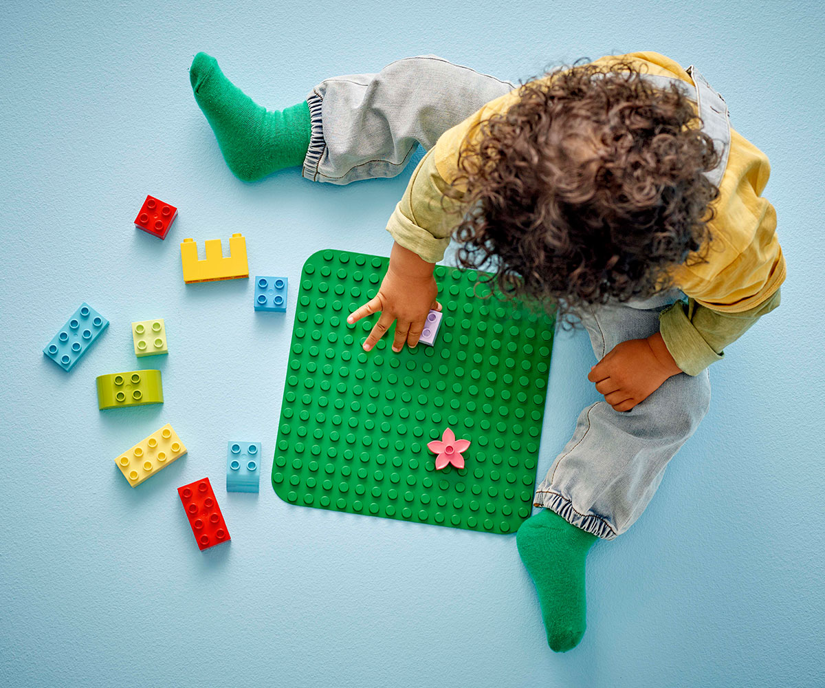 Строителна плочка LEGO DUPLO 10460, зелена, 24 x 24 издатини