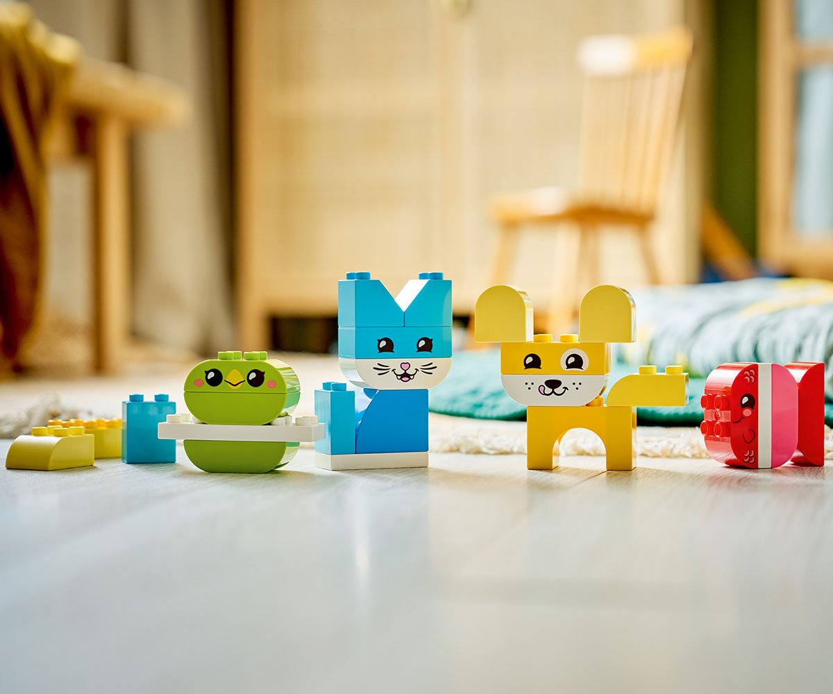 Конструктор LEGO DUPLO 10477, 8 домашни любимци „3 в 1“