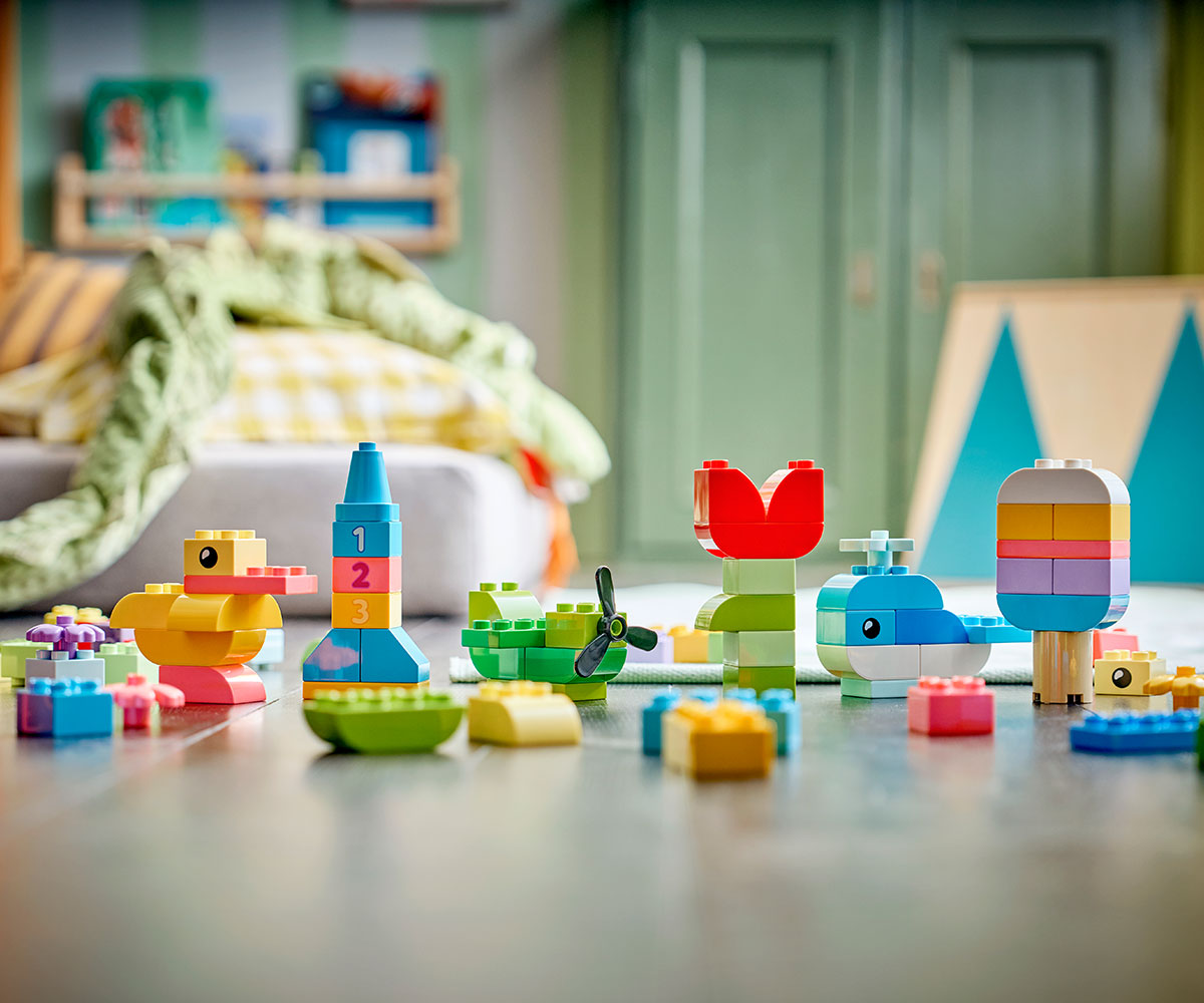 Конструктор LEGO DUPLO 10479 Цветна творческа кутия, 80 части