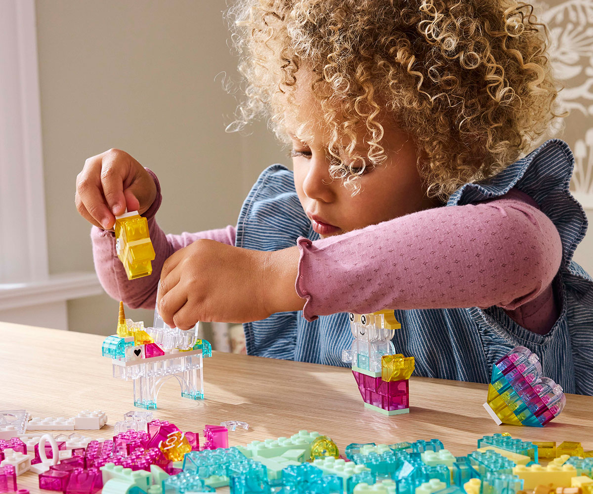 Конструктор LEGO Classic 11040 Магическа прозрачна кутия, 340 части