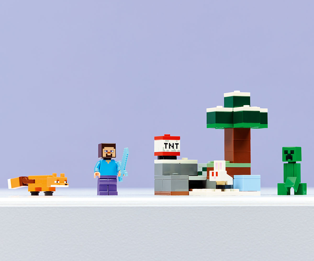 Конструктор LEGO Minecraft 21583 Приключението на Стив в тайгата