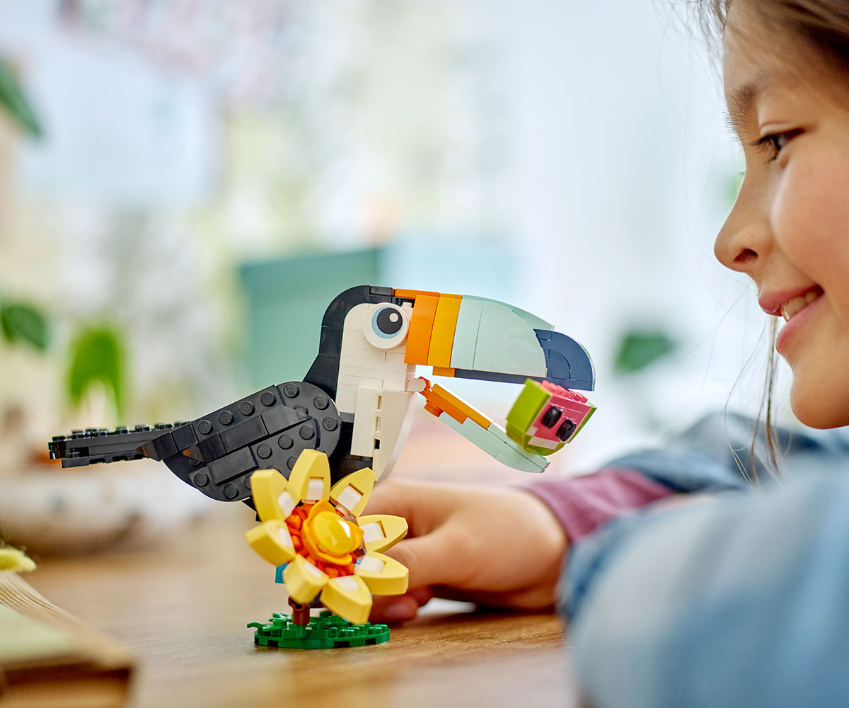 Конструктор LEGO Creator 31173 Тропически тукан 3 в 1, 225 части