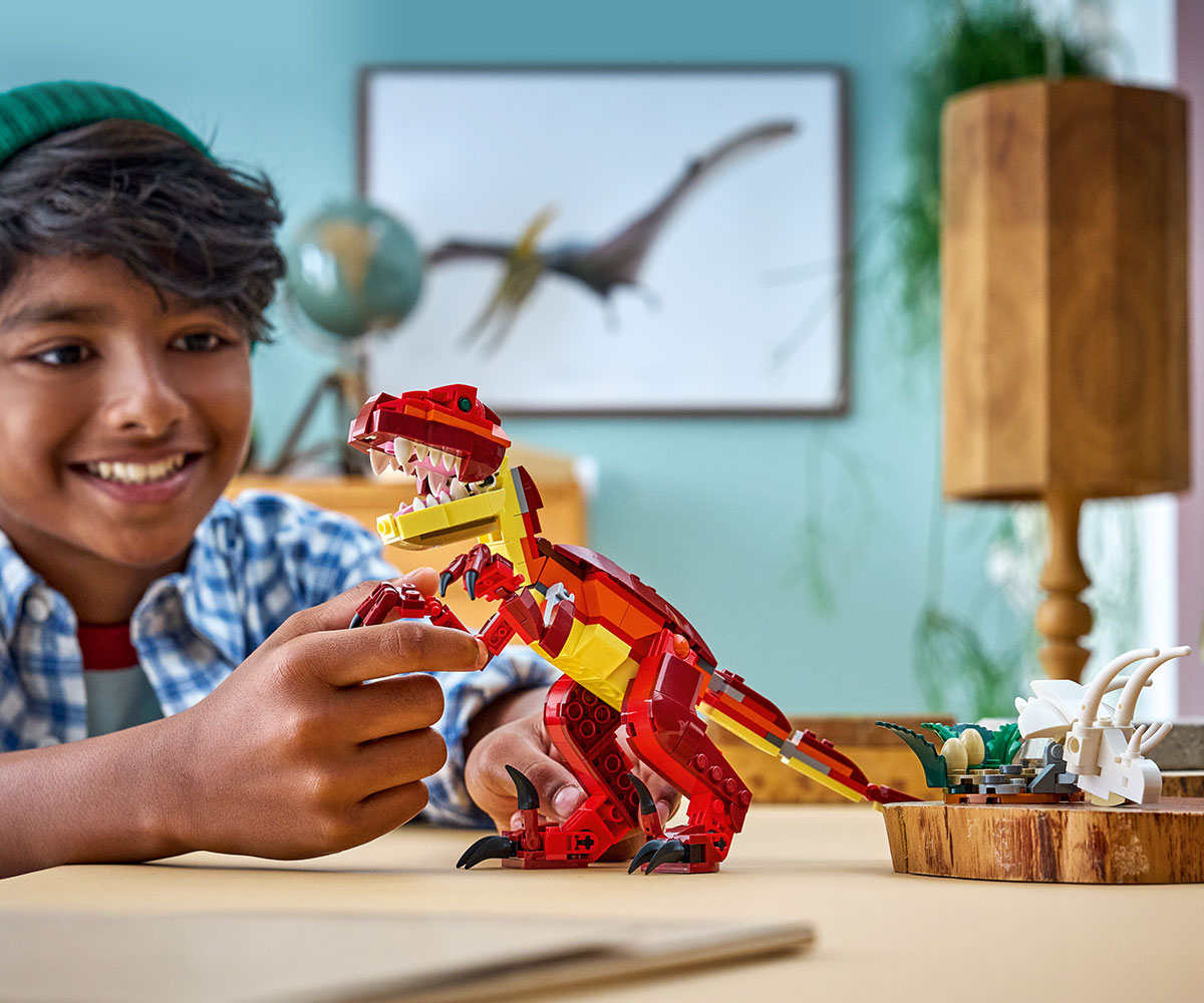 Конструктор LEGO Creator 31379 Свиреп динозавър 3 в 1, 283 части