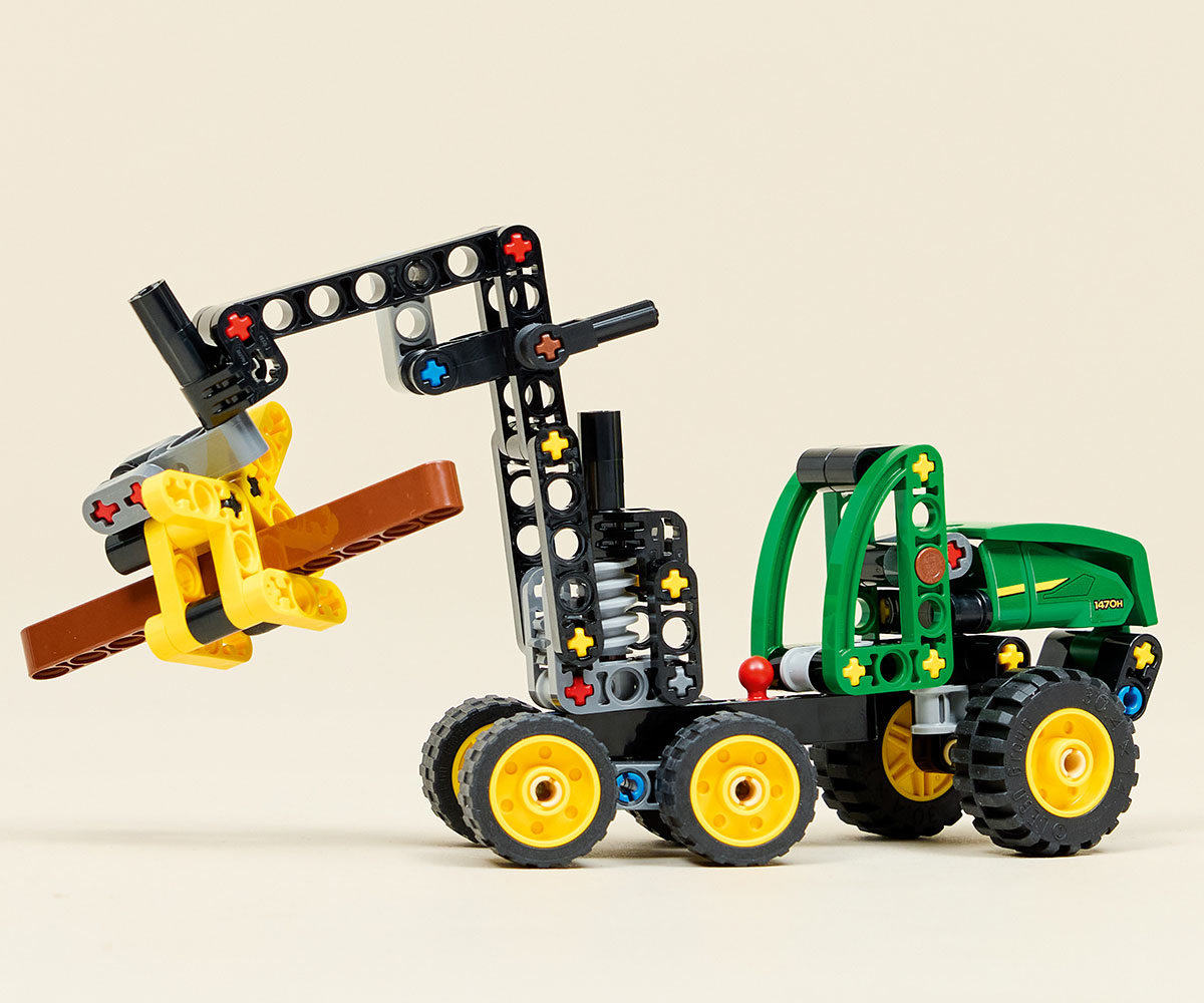 Конструктор LEGO Technic 42218 Колесен комбайн John Deere 1470H