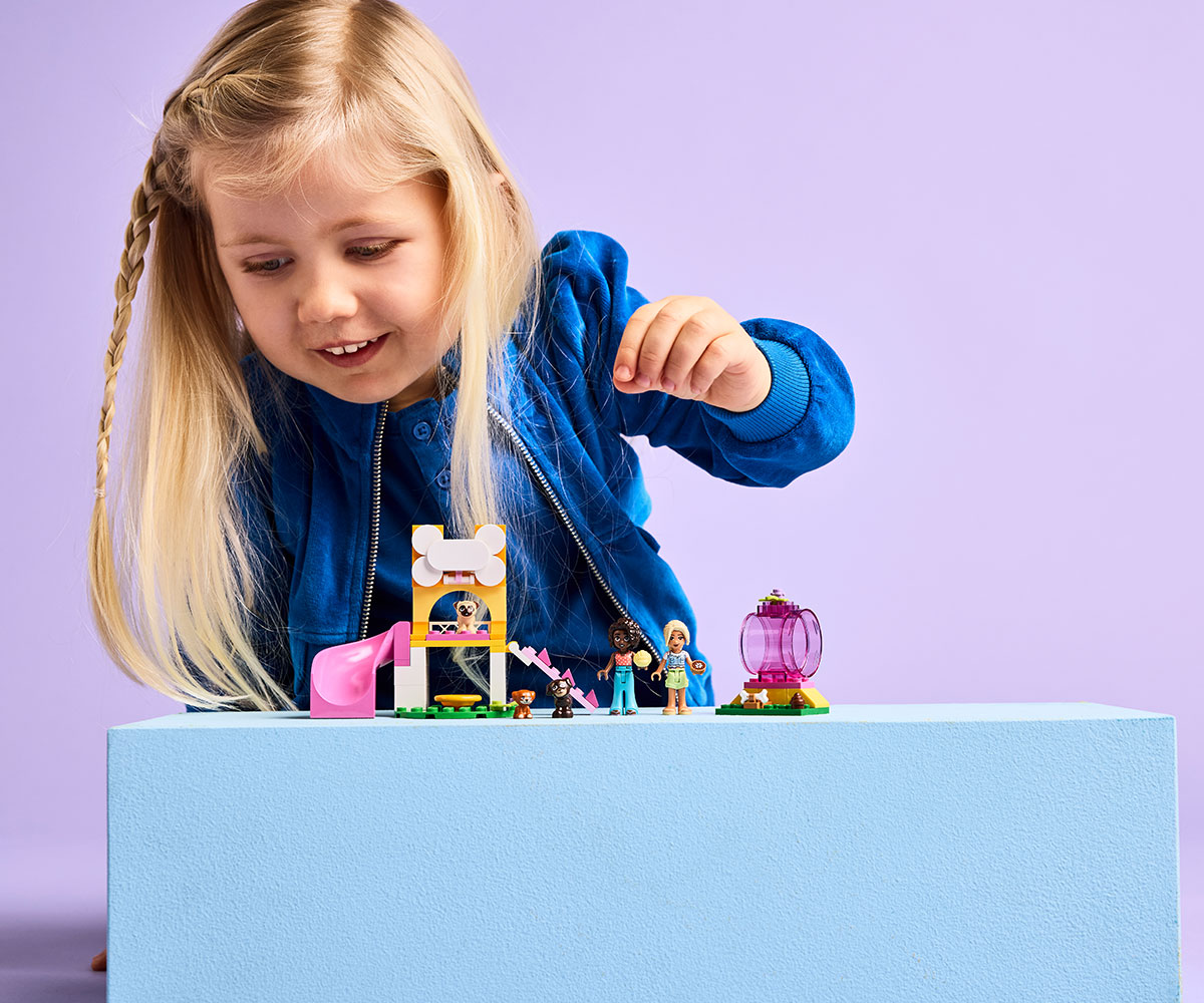 Конструктор LEGO Friends 42665 Площадка за кученца, 3 кученца