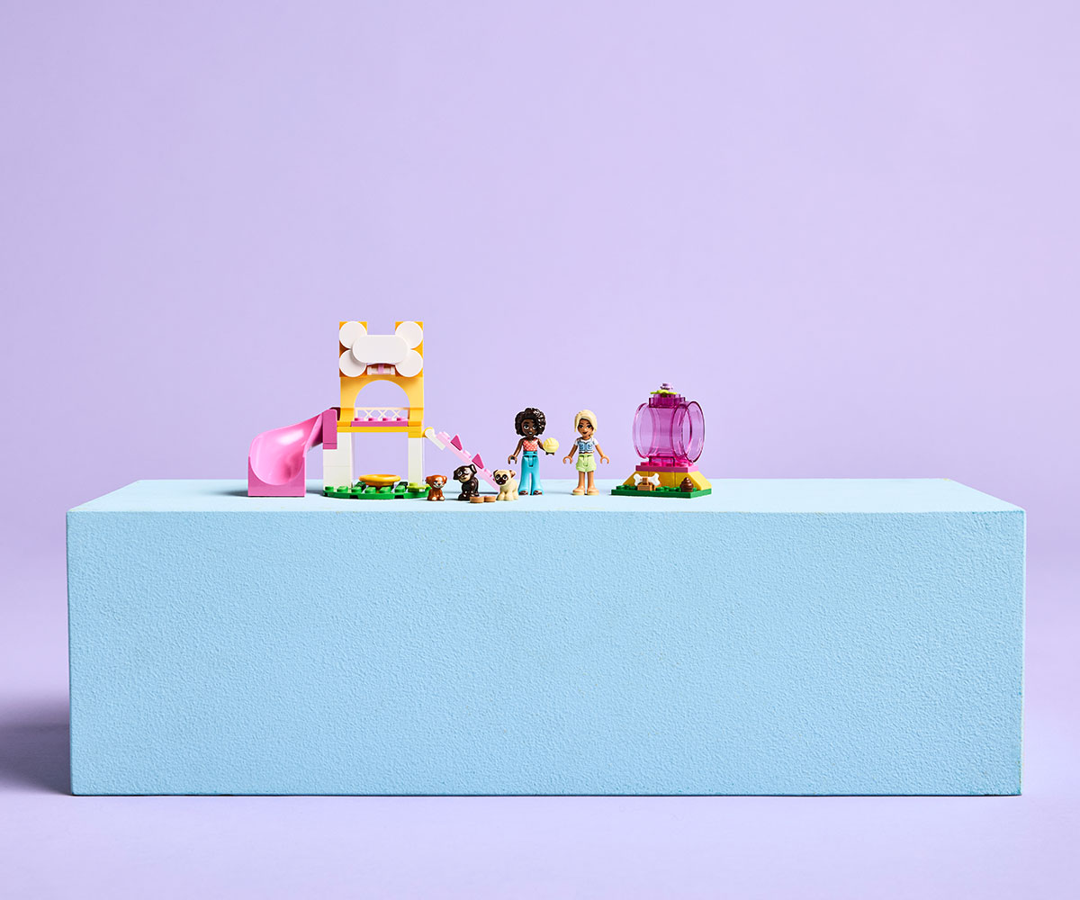 Конструктор LEGO Friends 42665 Площадка за кученца, 3 кученца