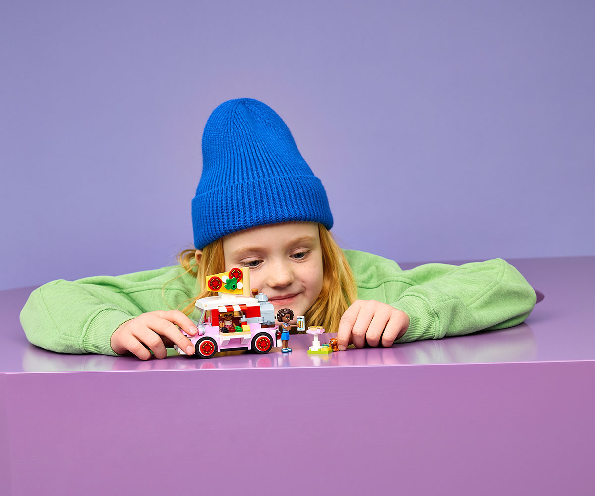 LEGO Friends 42694 Камион за пица, 190 части