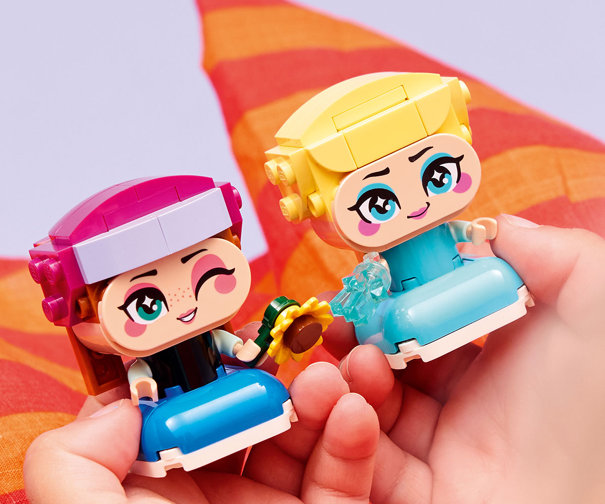 Конструктор LEGO Disney Princess 43284 Мини Анна и Елза