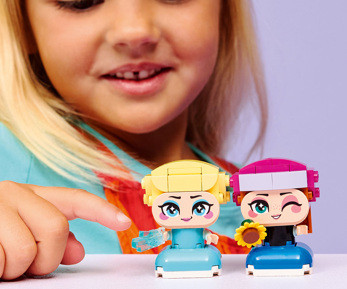 Конструктор LEGO Disney Princess 43284 Мини Анна и Елза
