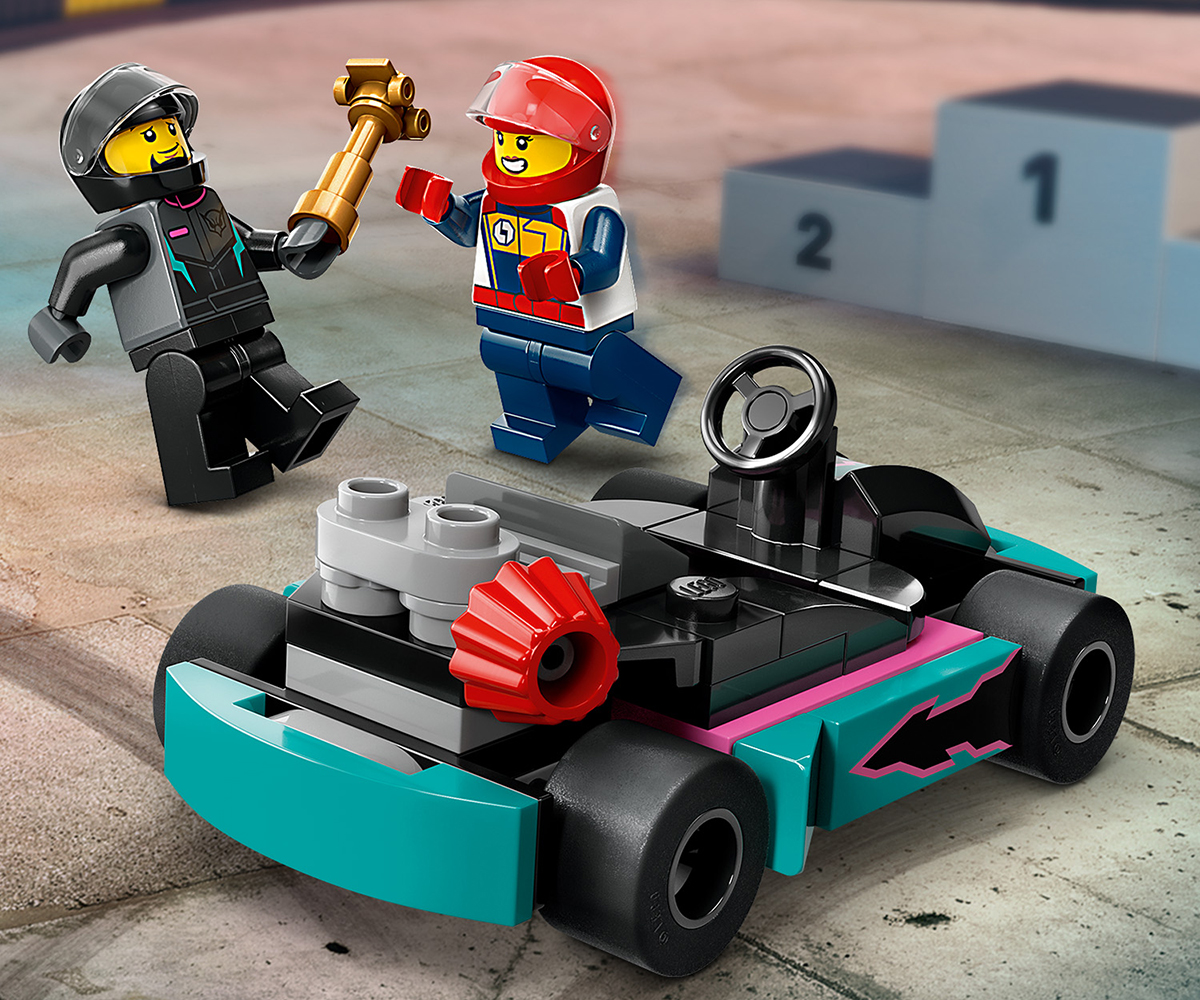 Конструктор LEGO City 60400 Бъгита и състезатели, 99 части