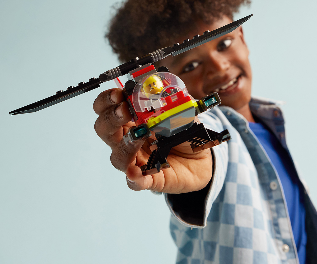 Конструктор LEGO City 60411 Спасителен пожарникарски хеликоптер