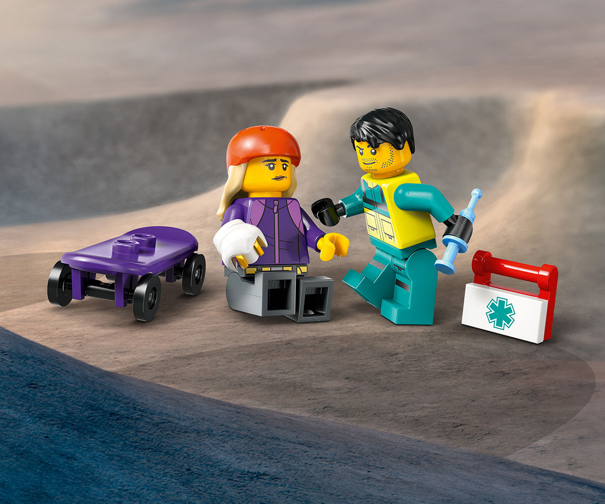 LEGO City 60451 Линейка за спешна помощ, 184 части