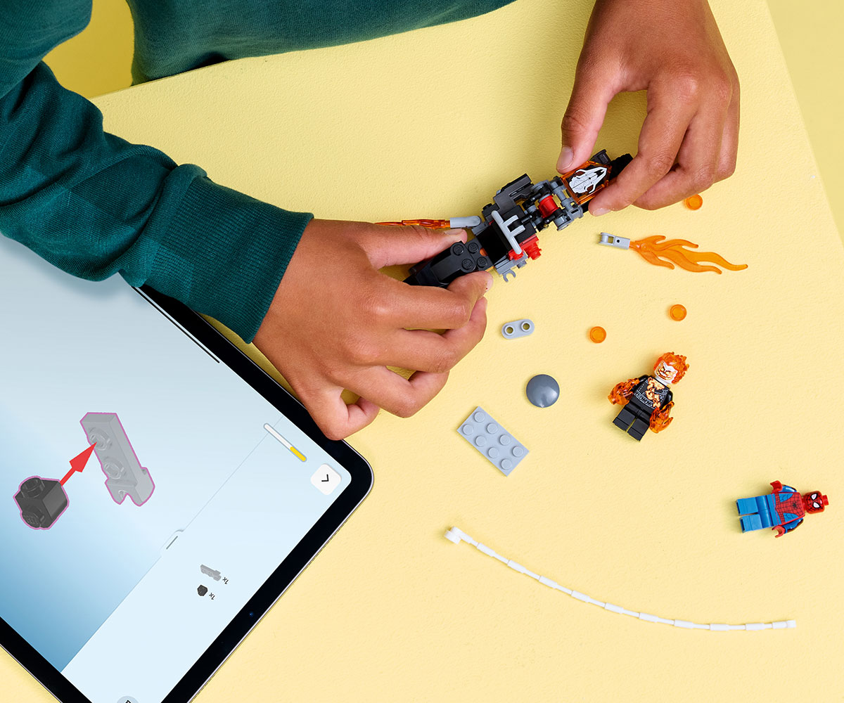 LEGO Marvel 76335 Спайдърмен срещу Призрачен ездач, 72 части