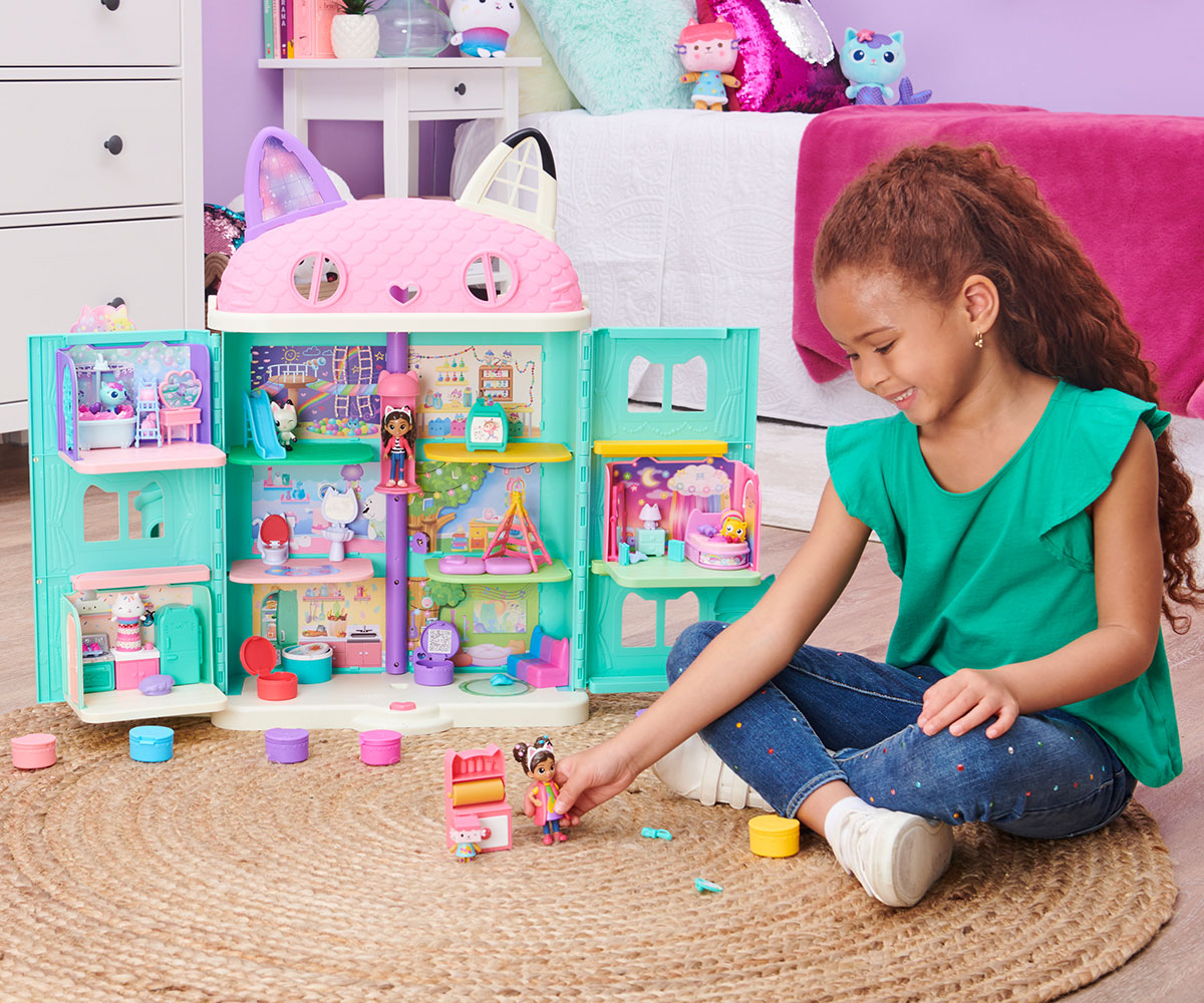 Gabby's Dollhouse Арт студио с фигурка Gabby Girl, 9 см