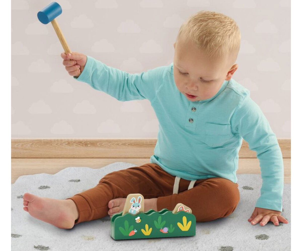 Дървена чукалка SES Creative с peek-a-boo ефект, 1–3 г.