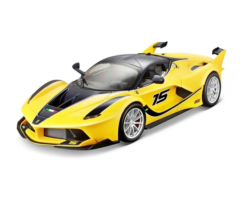 Модел на кола Bburago Ferrari FXX K в мащаб 1:24