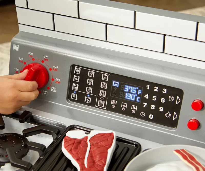 Печка Little Tikes First Oven с 11 аксесоара