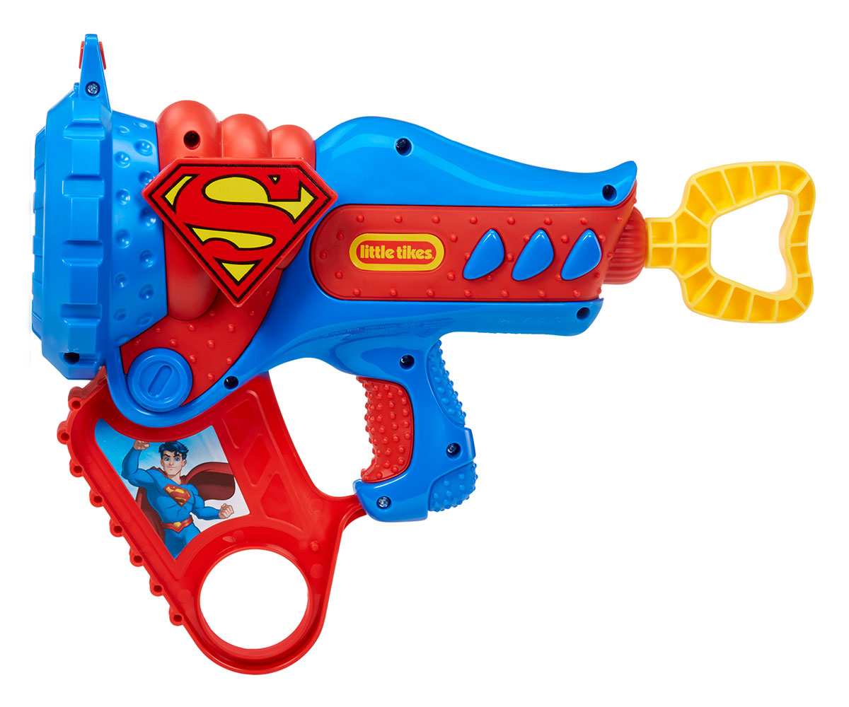 Бластер Little Tikes Superman с изстрелване на топчета