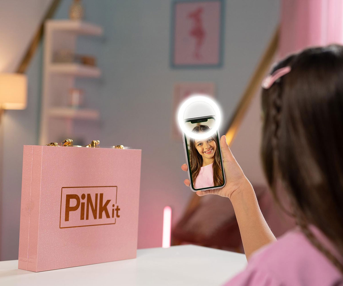 Nice Pink it куфарче с гримове и селфи ринг, 8+ години