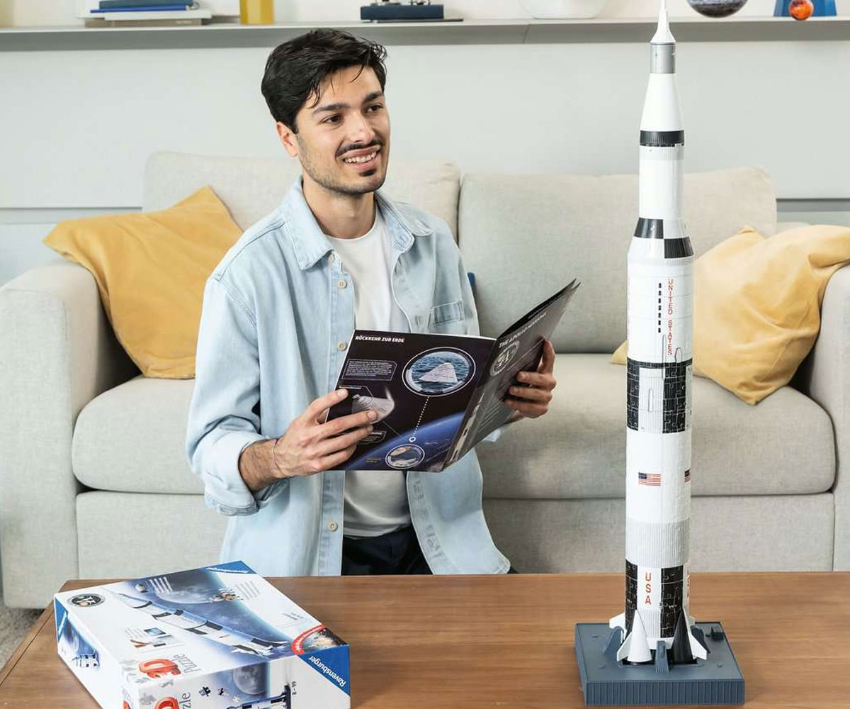 3D пъзел Ravensburger 440 части – ракета Apollo Saturn V