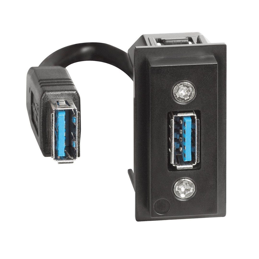 Розетка USB за данни тип A с кабел 15см 1 мод. Living Now Bticino