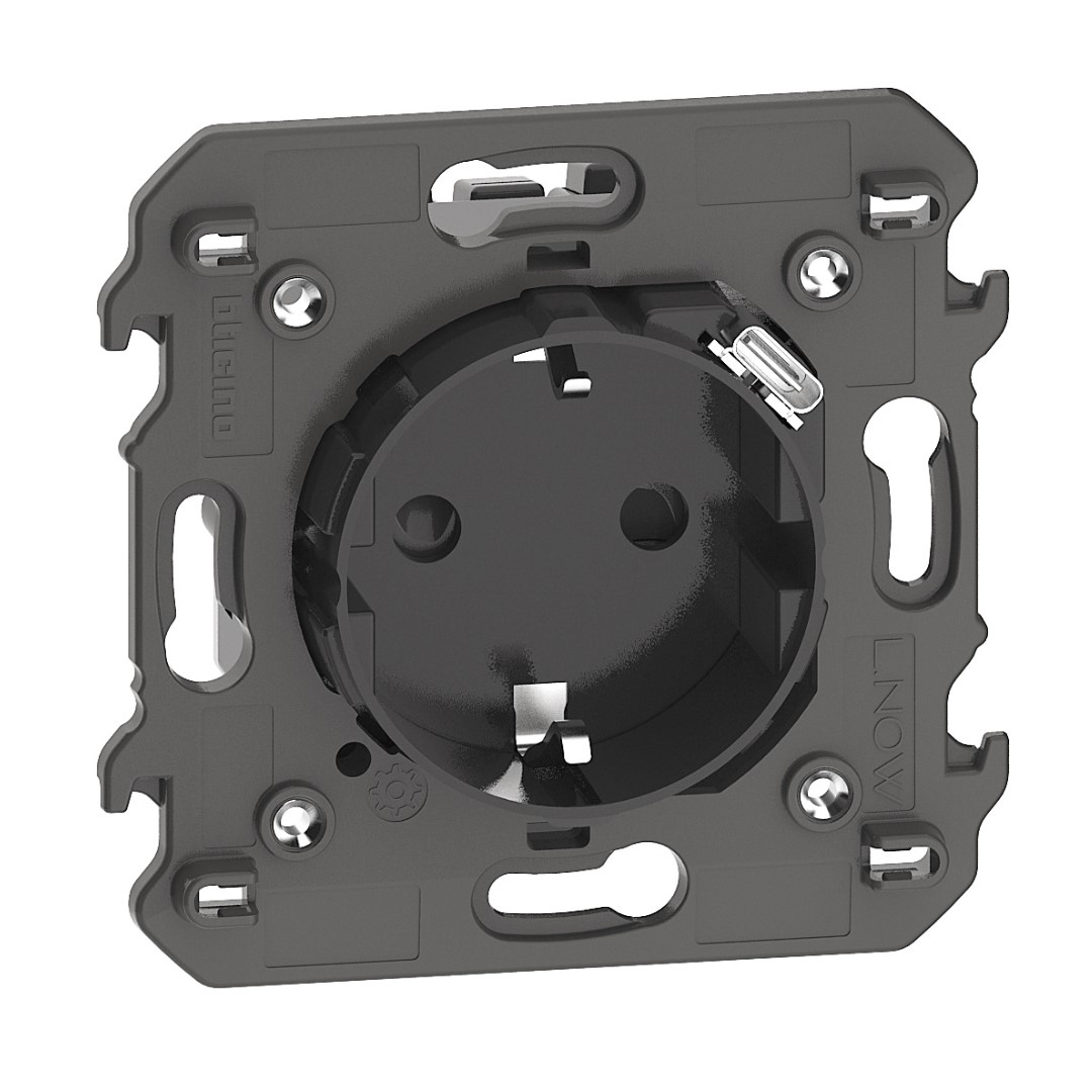 Контакт ШУКО 2P+E 16A + USB тип C 1.5A 7.5W с носеща рамка 2 мод. цвят Черен Living Now Bticino