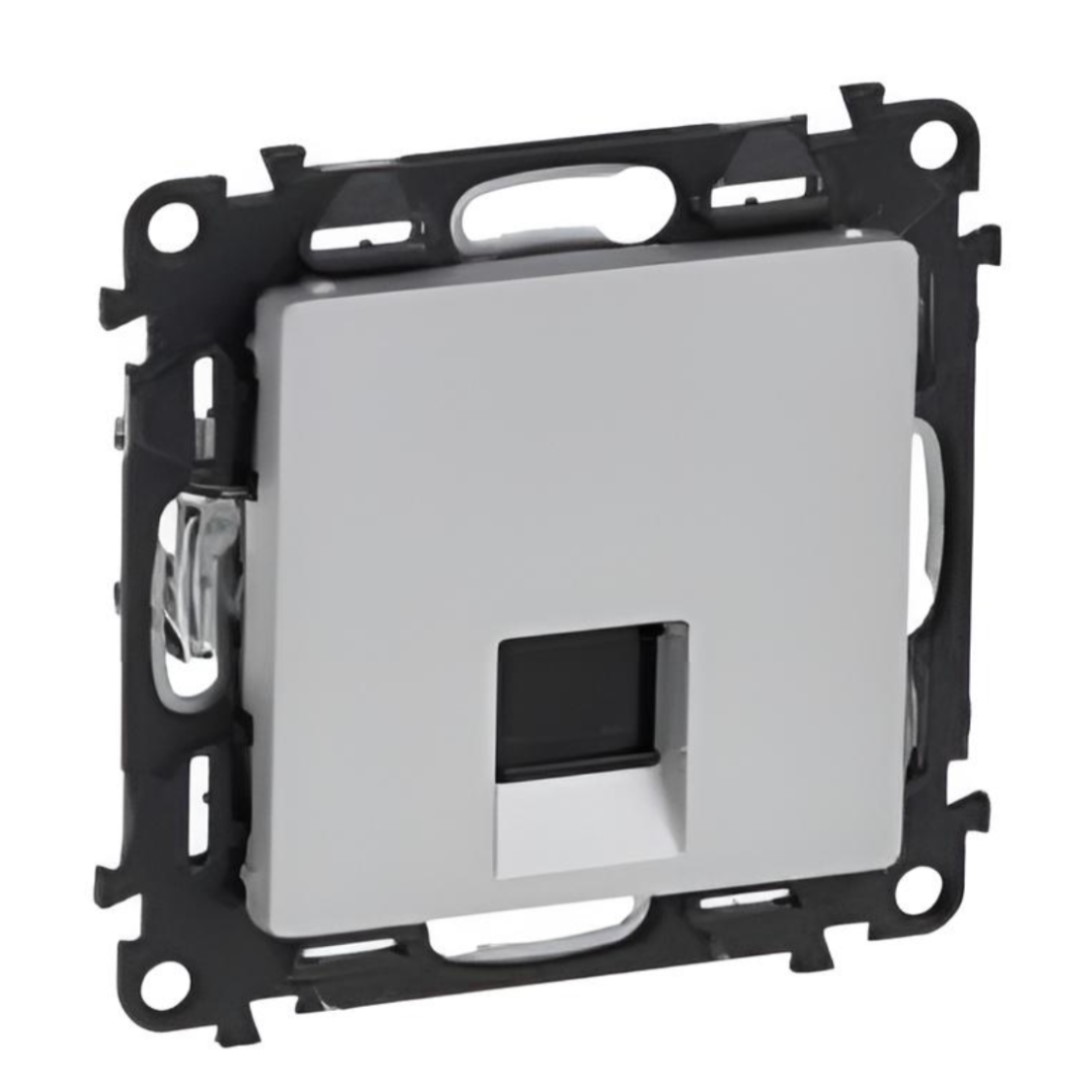 Розетка RJ45 cat.5e UTP цвят алуминий Valena Life Legrand