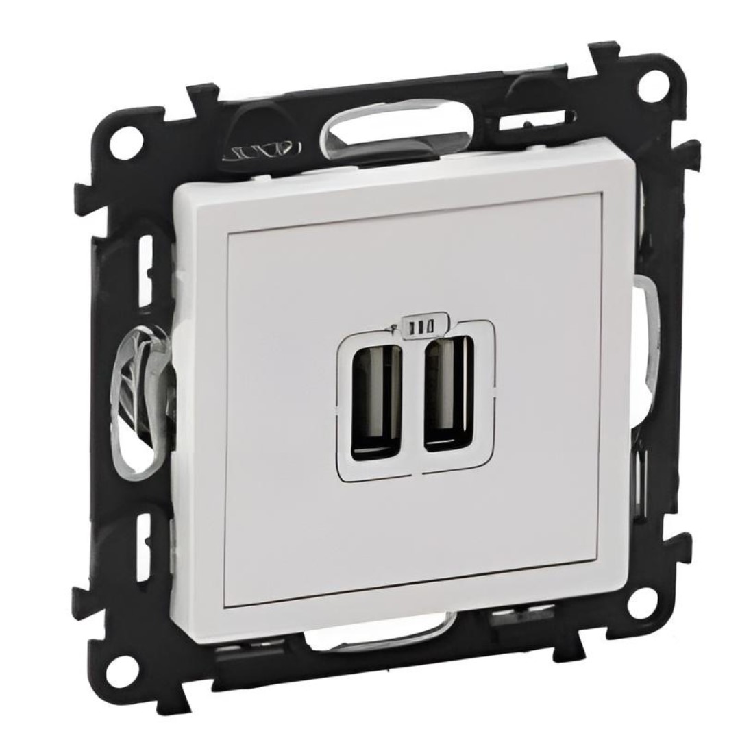 Розетка 2хUSB за зареждане тип A 2.4A 12W цвят Бял Valena Life Legrand