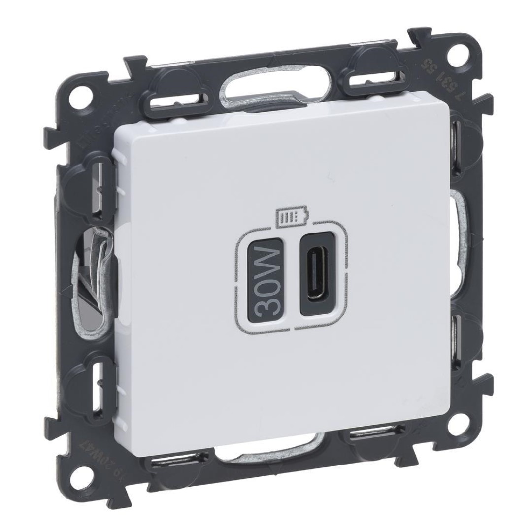 Розетка USB за зареждане тип C Power Delivery 30W цвят Бял Valena Life Legrand