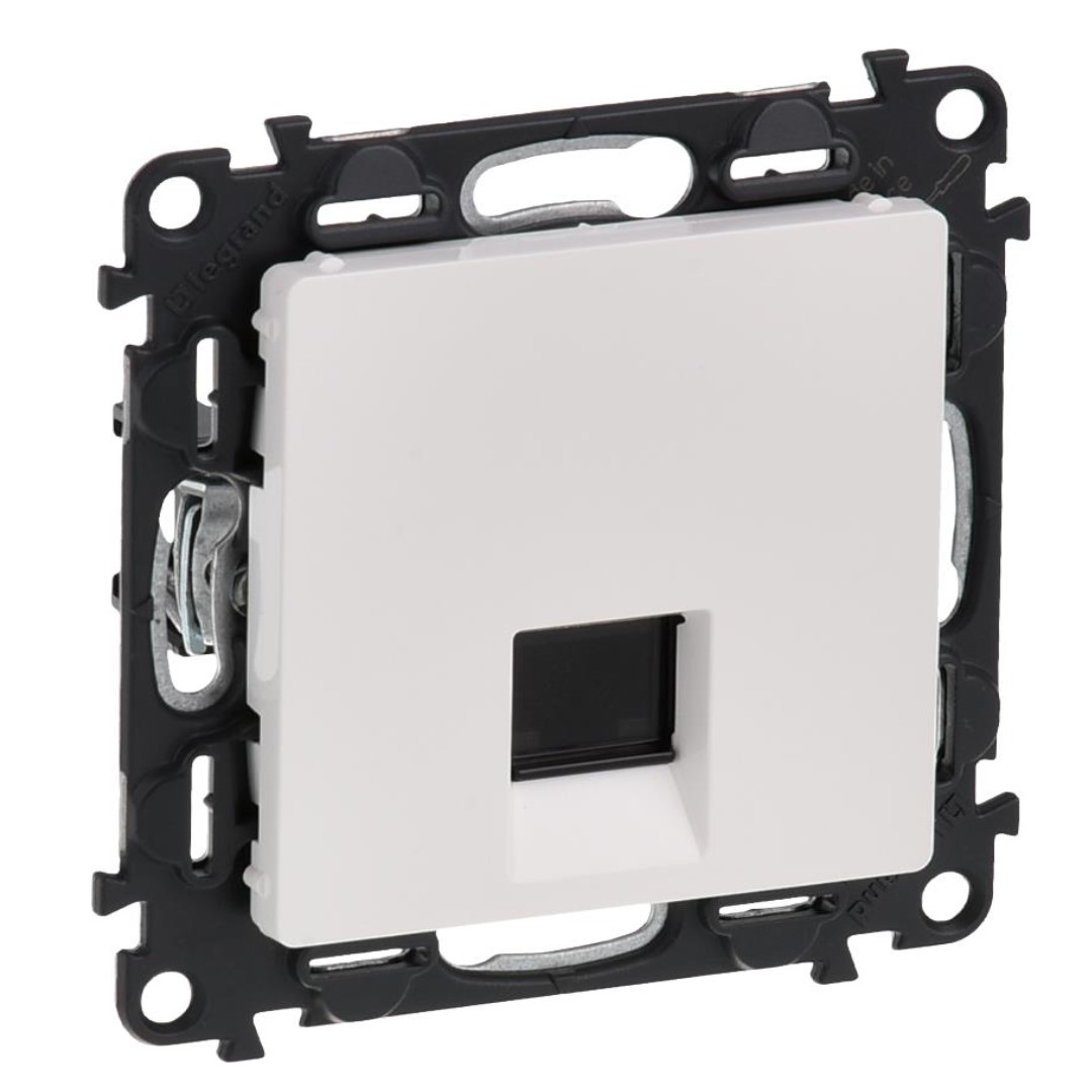 Розетка RJ45 cat.6A STP цвят бял Valena Life Legrand