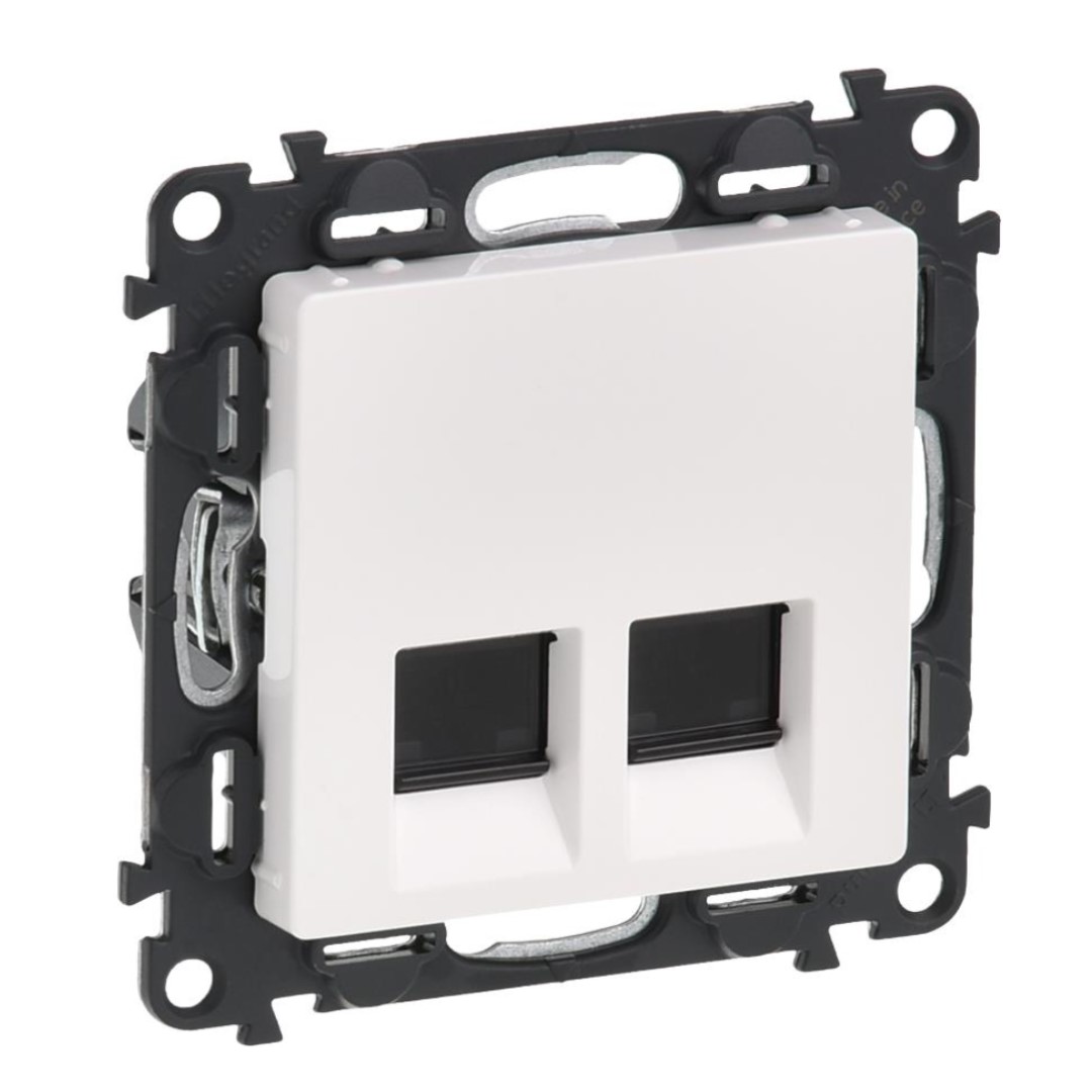 Розетка 2xRJ45 cat.6 UTP цвят бял Valena Life Legrand