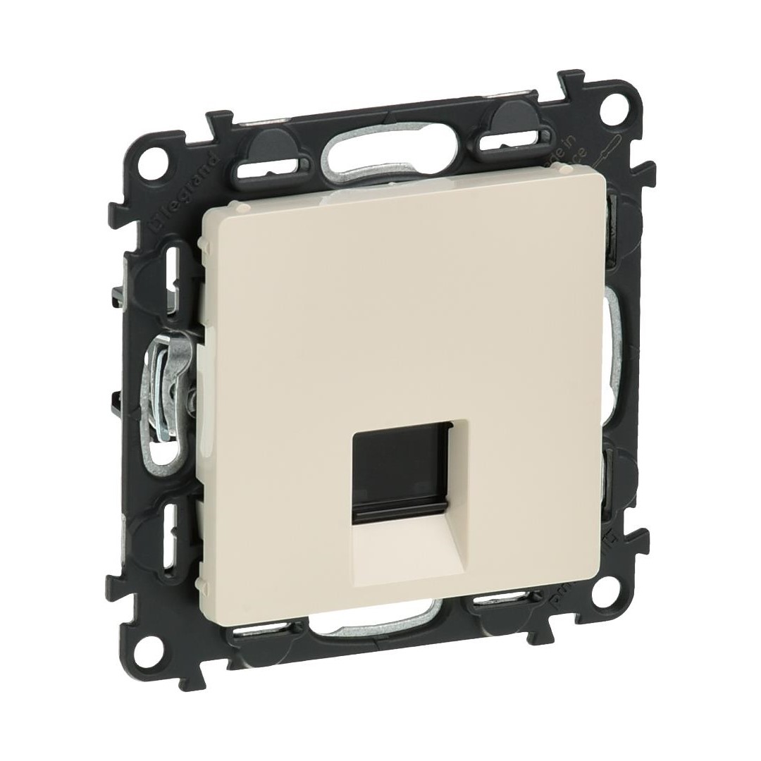 Розетка RJ45 cat.5e STP цвят крем Valena Life Legrand