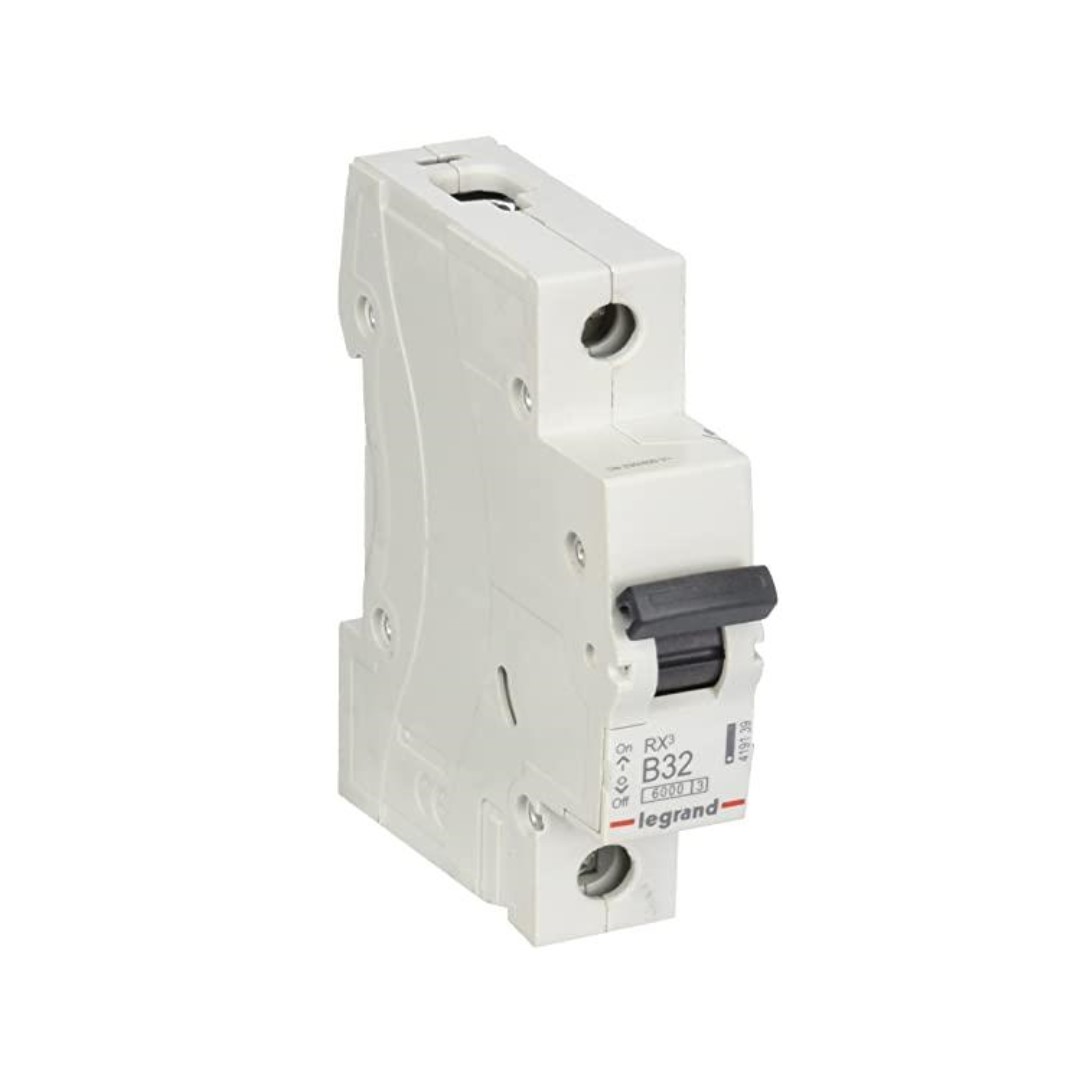 Автоматичен прекъсвач RX3 1P 32A крива В 6kA Legrand