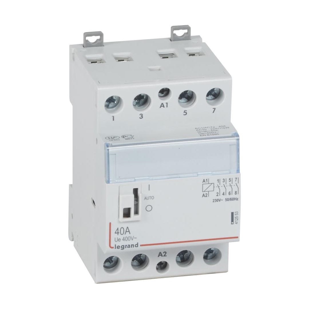 Модулен контактор с ръкохватка CX3, 40A 4NO 220V 3 модула Legrand
