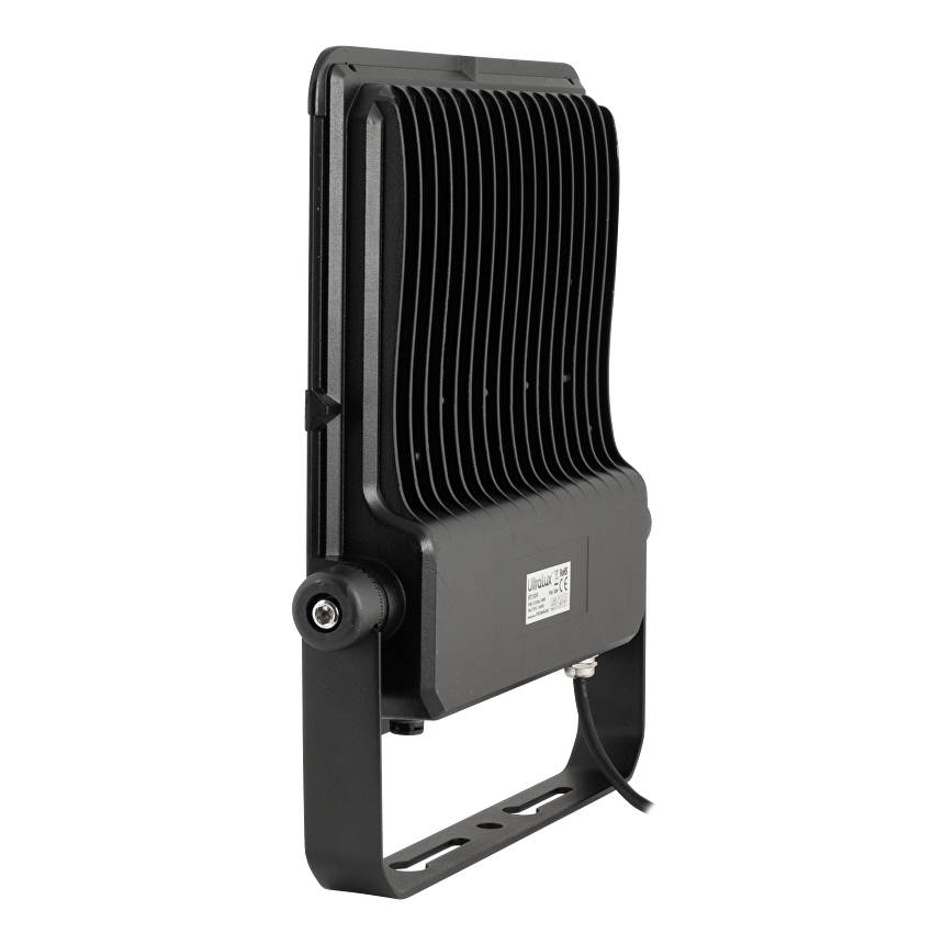 ПРОФЕСИОНАЛЕН LED ПРОЖЕКТОР 150W, 5000K, 100V-277V AC, 60°, IP66
