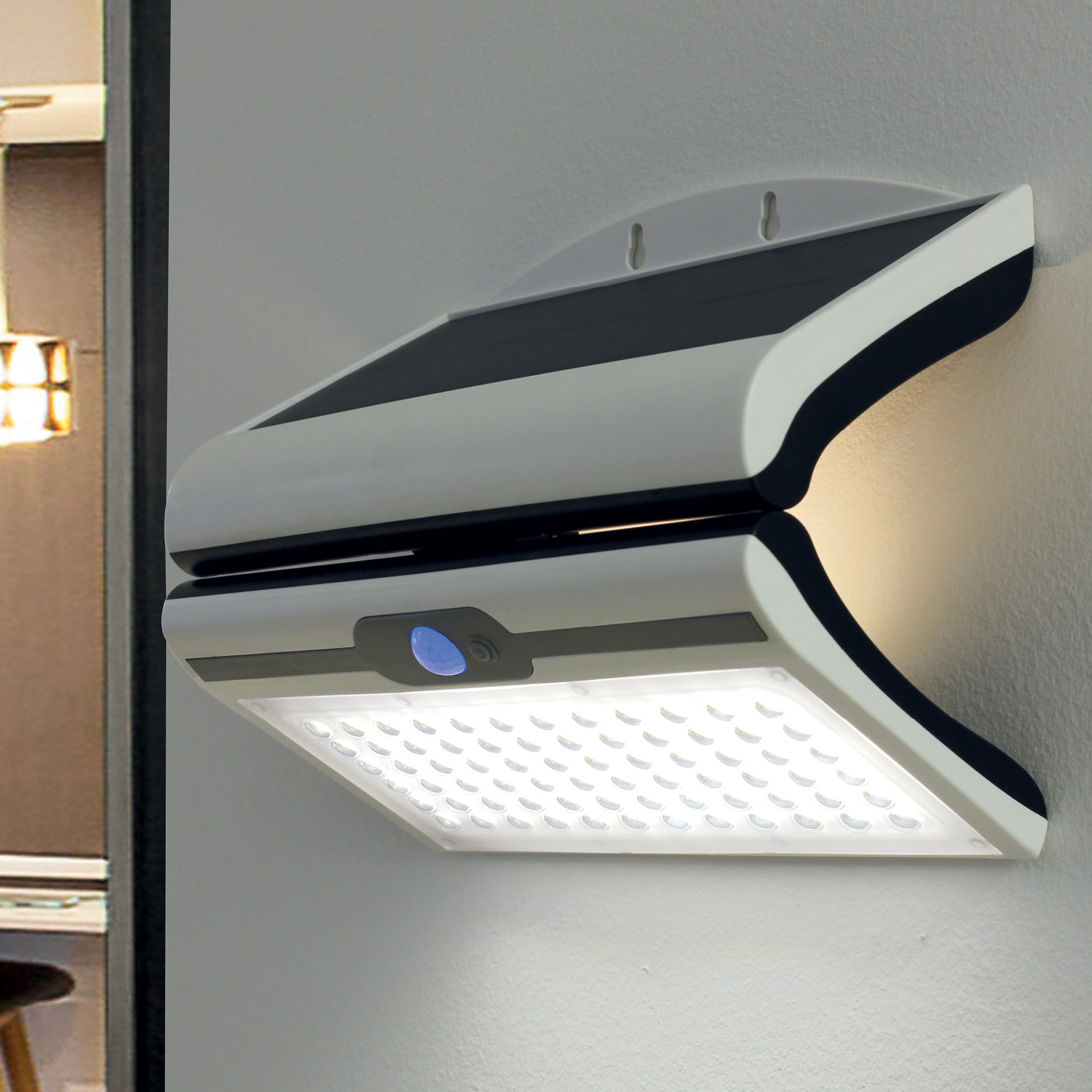 Прожектор LED, 4.5W 4000K, 800lm, IP44, бял, с датчик и соларен панел, с батерия 2Ah, Commel