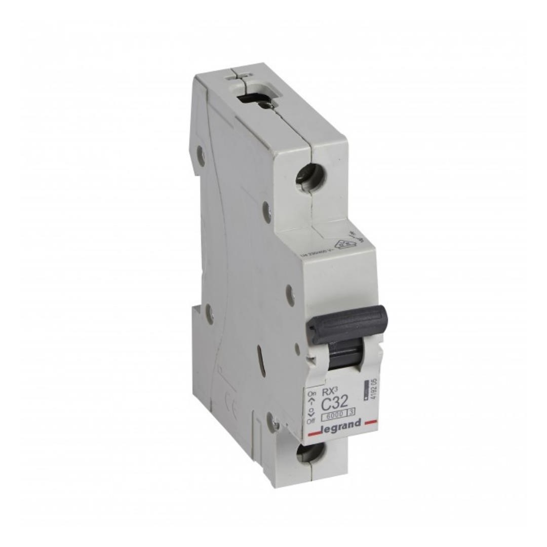 Автоматичен прекъсвач RX3 1P 32A крива С 6kA Legrand
