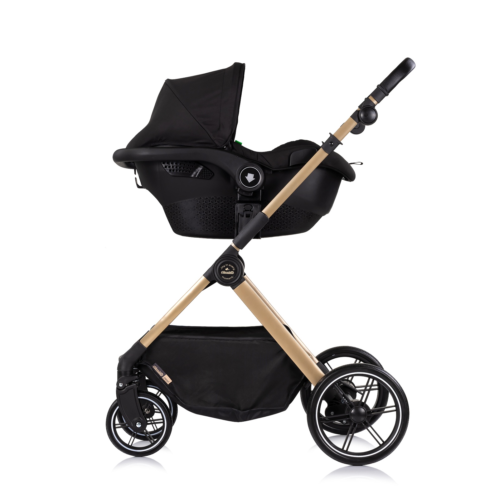 Детска количка 2 в 1 Chipolino Pearl до 22 кг, черна