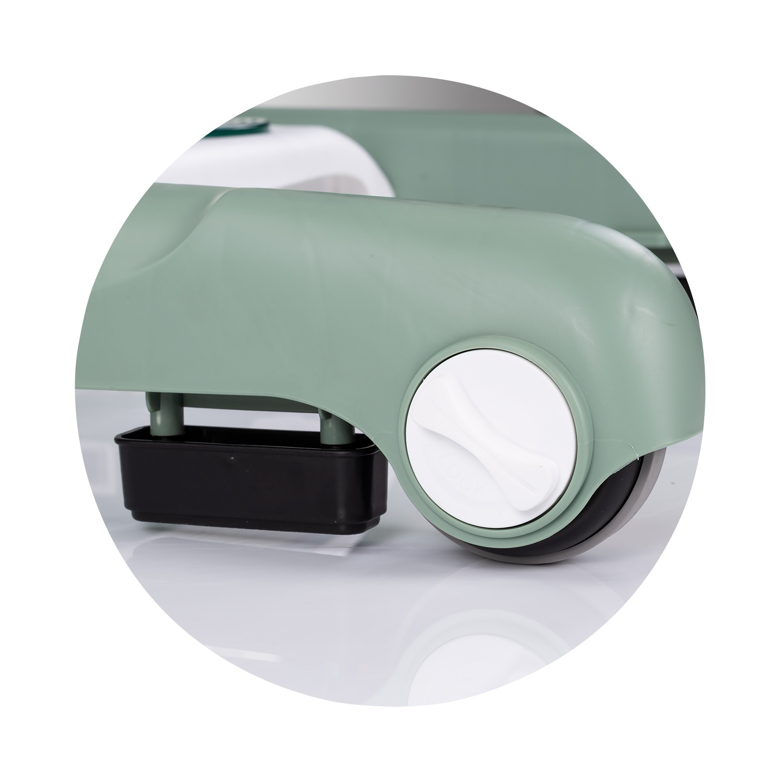 Бебешка проходилка 4 в 1 Chipolino Little Explorer, зелена