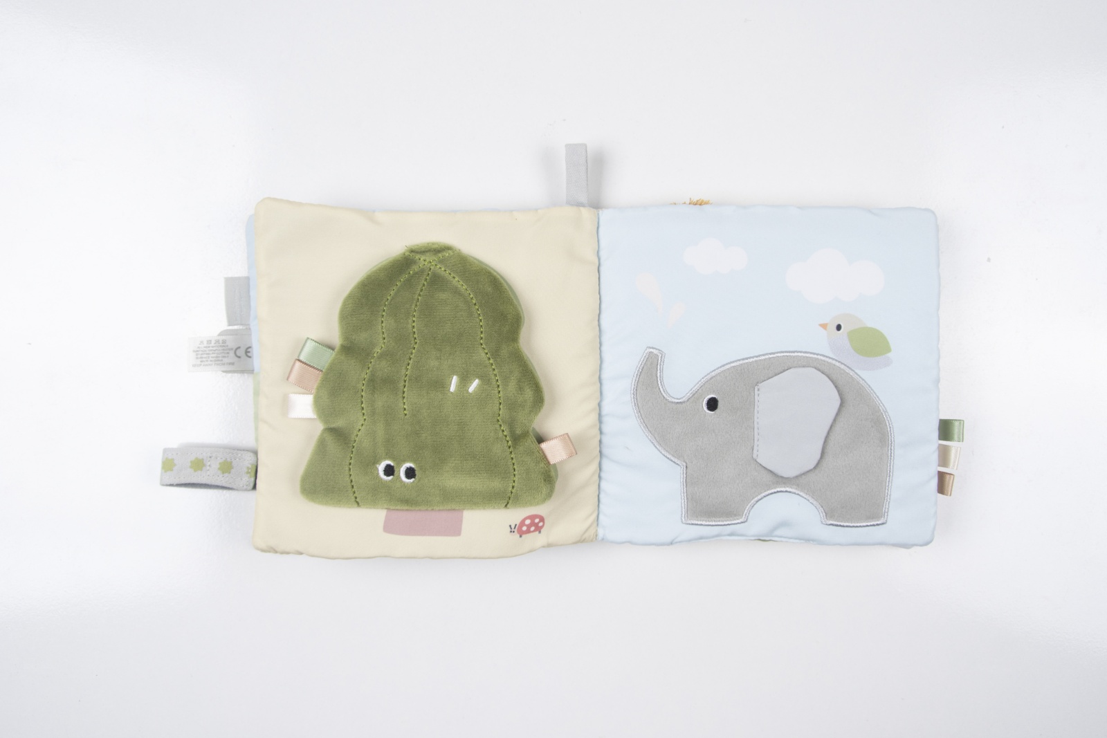 Детска текстилна книжка Лъвче Chipolino